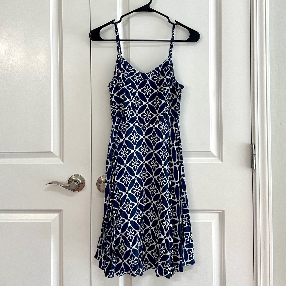 Old Navy Fit and Flare Blue and White Dress